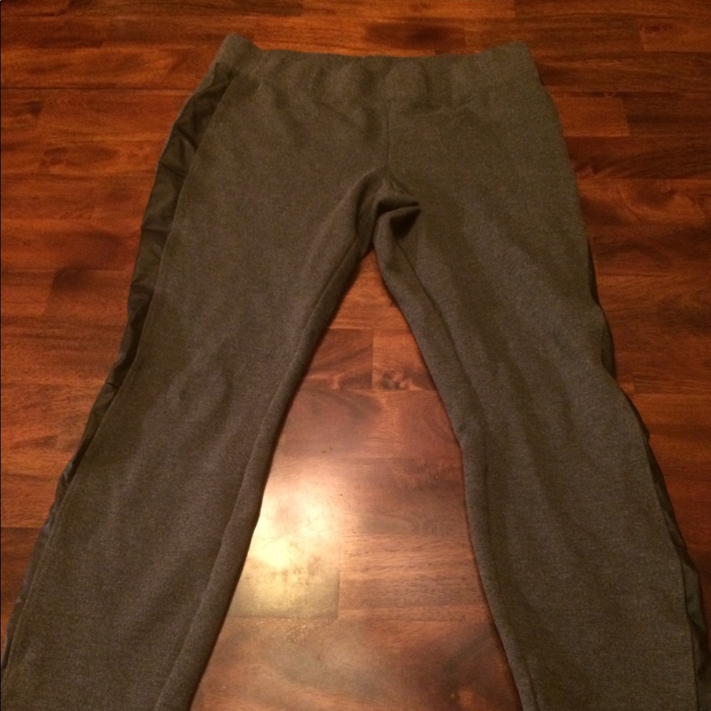 White House Black Market Pants